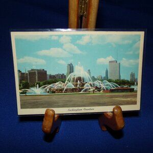 Vintage Full Color Photo Postcard - Buckingham Fountain - Grant Park - Chicago,